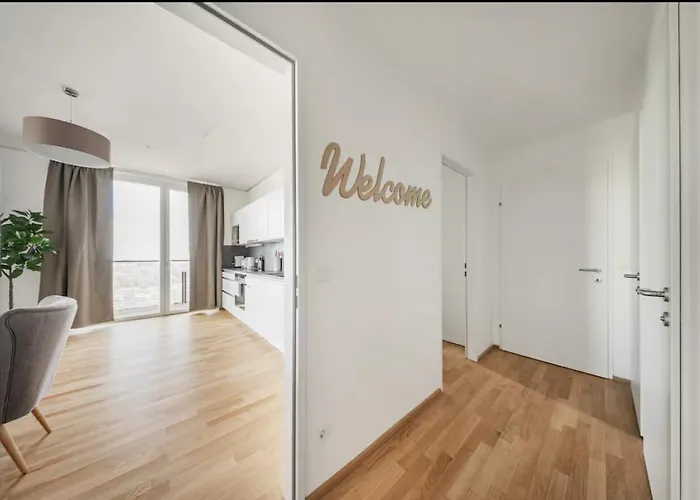 Skyline With Skypool And Free Parking Apartment *