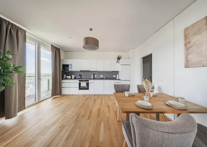 Apartment Skyline With Skypool And Free Parking